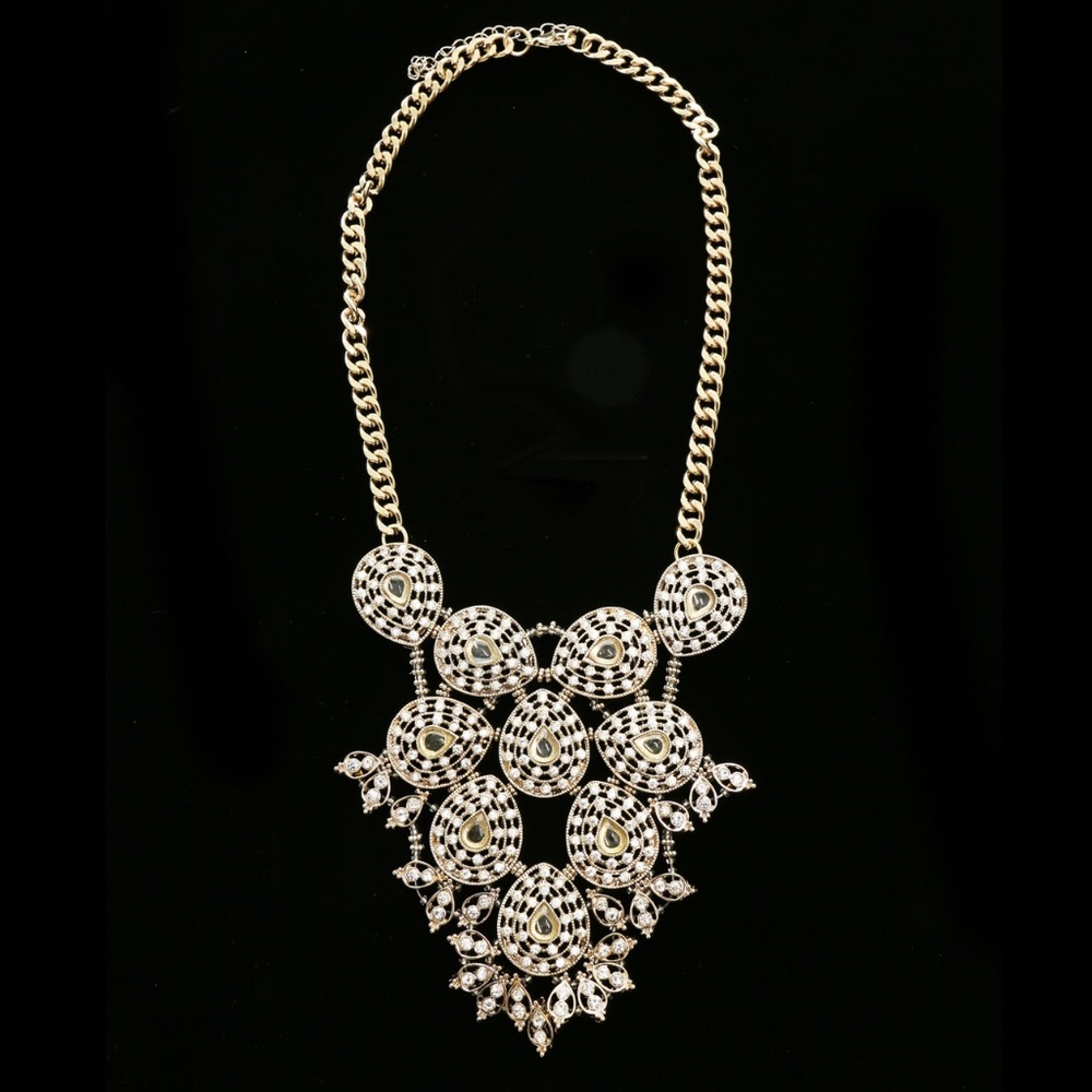 Luxury Crystal Necklace Gold/Clear NWOT